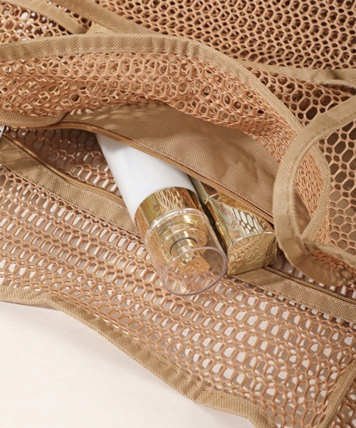 Pochi Pouch(ポチポーチ)の「Pochi Pouch/大容量 メッシュ バッグ トラベル ビーチ トートバッグ(トートバッグ・レディース・アイボリー/ベージュ/ブラック・FREE)」の14枚目の写真