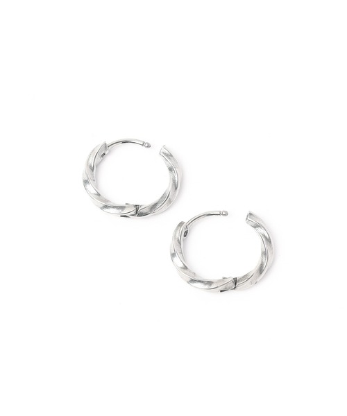 ARCHIVER（アーカイバ）の「【Stainless】 Twist Pierce 12mm（ピアス（両耳用）・レディース・シルバー/ブラック/ゴールド・FREE）」の4枚目の写真