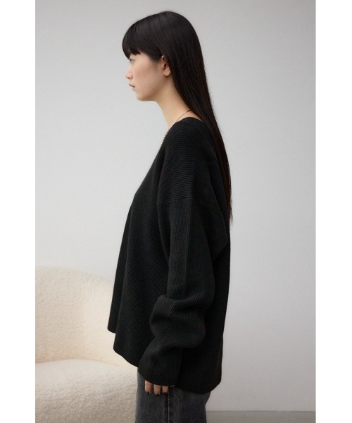 AZUL by moussy(アズールバイマウジー)の「Vネックリラックスリブニット(Tシャツ/カットソー・レディース・ブラック/ライトベージュ/レッド/グレー・FREE)」の9枚目の写真