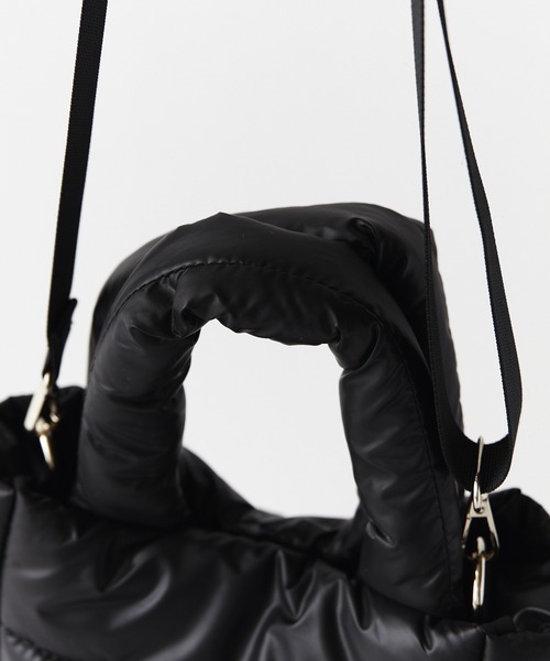 Chick（チック）の「2way Padded Quilting Shoulder Bag / 2WAYパデッドキルティングショルダーバッグ（トートバッグ・レディース・シルバー/ブラック・FREE）」の15枚目の写真