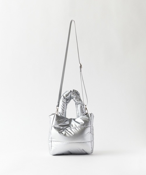 Chick（チック）の「2way Padded Quilting Shoulder Bag / 2WAYパデッドキルティングショルダーバッグ（トートバッグ・レディース・シルバー/ブラック・FREE）」の8枚目の写真