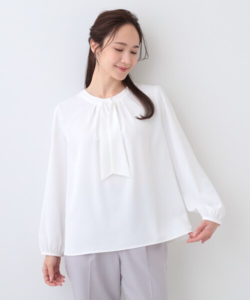 DRESKIP（ドレスキップ）の「イージーケア ボウタイブラウス（シャツ/ブラウス・レディース・オフホワイト/サックスブルー/ブラック・02/01/04/03）」の4枚目の写真