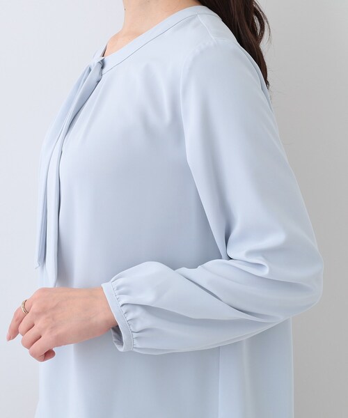 DRESKIP（ドレスキップ）の「イージーケア ボウタイブラウス（シャツ/ブラウス・レディース・オフホワイト/サックスブルー/ブラック・02/01/04/03）」の21枚目の写真