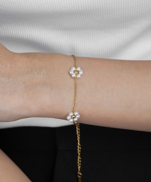 abaskdesign（アバスクデザイン）の「金属アレルギー対応  パールフラワーブレスレット（ブレスレット・レディース・ゴールド・FREE）」の9枚目の写真