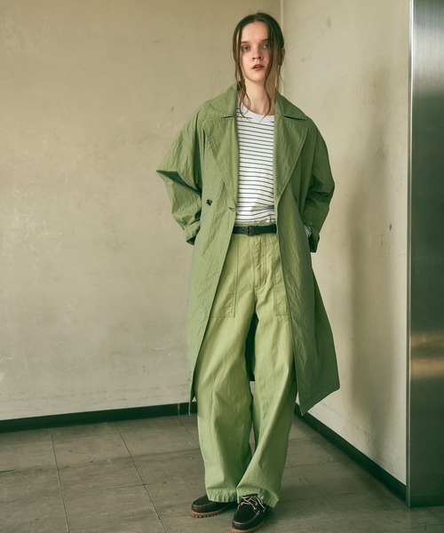 RNA-N（アールエヌエーエヌ）の「C0782 コットンナイロンワッシャーライトオーバーコート（トレンチコート・レディース・ライトオリーブ/キナリ/チャコールグレー・FREE）」の20枚目の写真