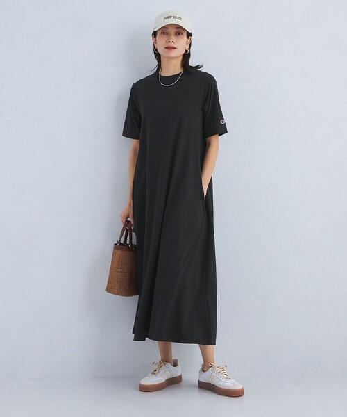 Champion（チャンピオン）の「【別注】＜Champion＞フレア Tシャツ ワンピース（ワンピース・レディース・ブラック/オリーブ/ネイビー・FREE）」の6枚目の写真