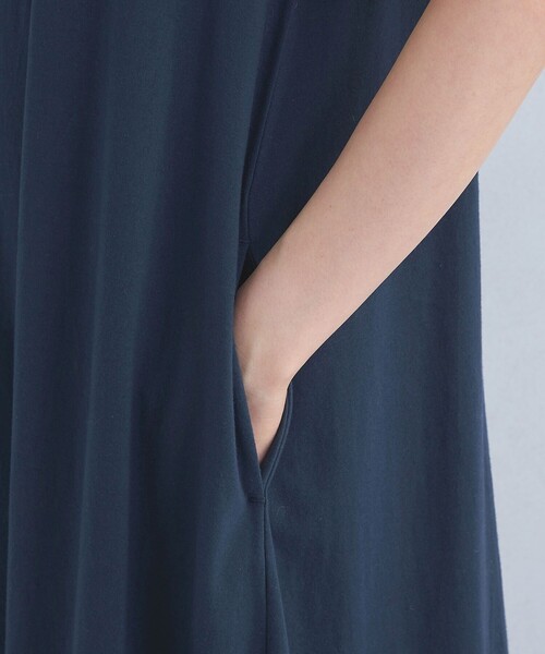 Champion（チャンピオン）の「【別注】＜Champion＞フレア Tシャツ ワンピース（ワンピース・レディース・ブラック/オリーブ/ネイビー・FREE）」の17枚目の写真