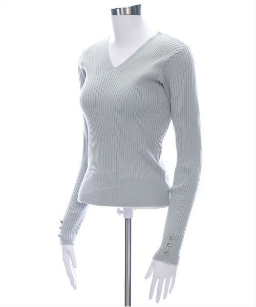 CLEAR BASIC（クリアベーシック）の「ハートボタンＶネックニットトップス[大人綺麗目 骨格ストレート]≪再入荷≫（ニット/セーター・レディース・グレー/アイボリー/ブラック・F）」の14枚目の写真