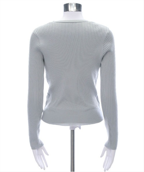 CLEAR BASIC（クリアベーシック）の「ハートボタンＶネックニットトップス[大人綺麗目 骨格ストレート]≪再入荷≫（ニット/セーター・レディース・グレー/アイボリー/ブラック・F）」の17枚目の写真