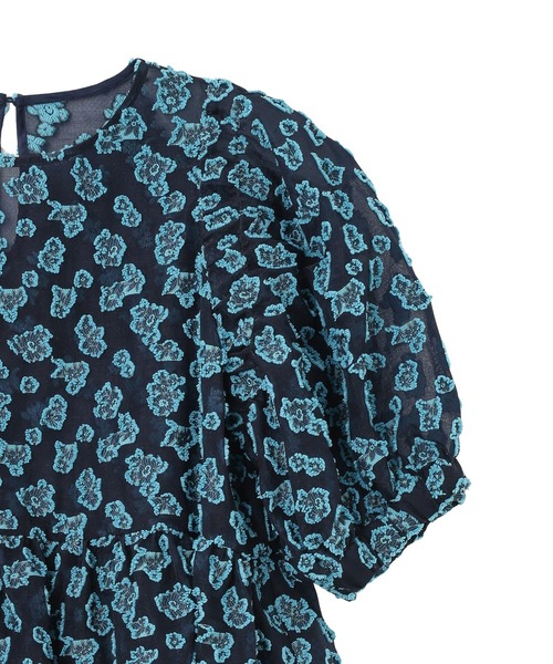 ROSE BUD(ローズバッド)の「FLOWER JACQUARD DRESS(ワンピース・レディース・ブラック/ネイビー・ONE SIZE)」の15枚目の写真