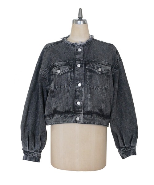 My shawty(マイシャウティー)の「cut off denim jacket(ノーカラージャケット・レディース・ライトインディゴブルー/ブラック・FREE)」の11枚目の写真