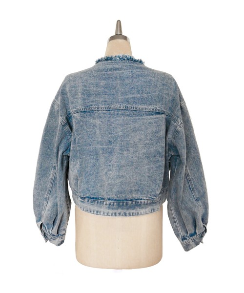 My shawty(マイシャウティー)の「cut off denim jacket(ノーカラージャケット・レディース・ライトインディゴブルー/ブラック・FREE)」の5枚目の写真