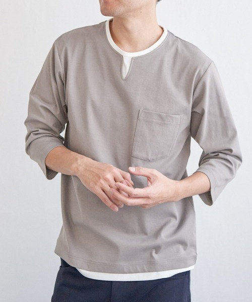 ikka(イッカ)の「【接触冷感/抗菌防臭】GOKU楽セイケツ7分袖キーネックTシャツ(Tシャツ/カットソー・メンズ・グレー/ネイビー/ホワイト・M/L/XL/S)」の2枚目の写真
