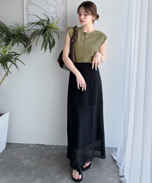 classicalelf（クラシカルエルフ）の「色違いで揃えたい！前後2wayセンターピンタック使いノースリーブサマーニット（Tシャツ/カットソー・レディース・グレイッシュベージュ/ピンク/オフホワイト/ブルー/チャコール/アイボリー/カーキ/ブラック/ベージュ・X-LARGE/SMALL/MEDIUM/LARGE）」の22枚目の写真
