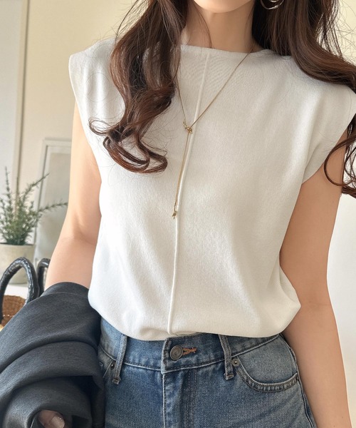 classicalelf（クラシカルエルフ）の「色違いで揃えたい！前後2wayセンターピンタック使いノースリーブサマーニット（Tシャツ/カットソー・レディース・グレイッシュベージュ/ピンク/オフホワイト/ブルー/チャコール/アイボリー/カーキ/ブラック/ベージュ・X-LARGE/SMALL/MEDIUM/LARGE）」の10枚目の写真