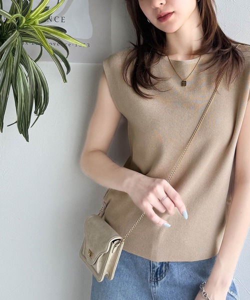 classicalelf（クラシカルエルフ）の「色違いで揃えたい！前後2wayセンターピンタック使いノースリーブサマーニット（Tシャツ/カットソー・レディース・グレイッシュベージュ/ピンク/オフホワイト/ブルー/チャコール/アイボリー/カーキ/ブラック/ベージュ・X-LARGE/SMALL/MEDIUM/LARGE）」の18枚目の写真
