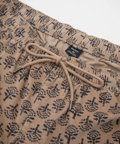 RVCA(ルーカ)の「RVCA メンズ ESCAPE ELASTIC CORD SHORT II ショートパンツ 【2025年春夏モデル】/ルーカワンポイントワッペンショートパンツ(その他パンツ・メンズ・ブラック/ブラウン系その他/パープル系その他/グレー系その他・SMALL/LARGE/X-LARGE/MEDIUM)」の12枚目の写真