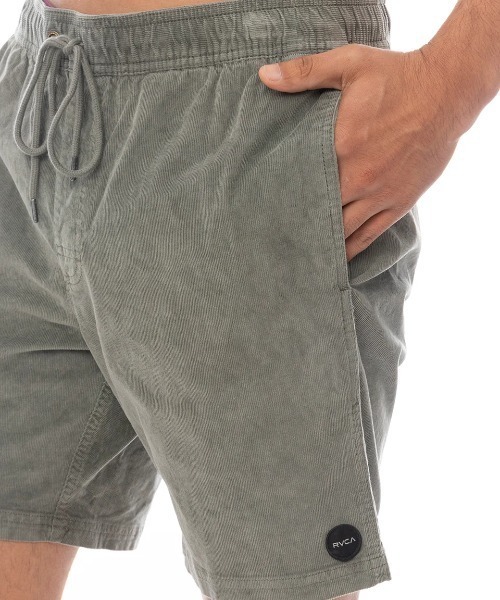 RVCA(ルーカ)の「RVCA メンズ ESCAPE ELASTIC CORD SHORT II ショートパンツ 【2025年春夏モデル】/ルーカワンポイントワッペンショートパンツ(その他パンツ・メンズ・ブラック/ブラウン系その他/パープル系その他/グレー系その他・SMALL/LARGE/X-LARGE/MEDIUM)」の19枚目の写真