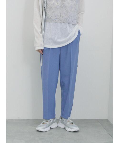 Samansa Mos2 blue（サマンサモスモスブルー）の「【イージーケア・吸水速乾】マルチスタイルテーパードパンツ（その他パンツ・レディース・ネイビー/シルバーグレー/ブルー/グリーン/ブラック/オレンジ/グレー・M/S/L/SS）」の11枚目の写真