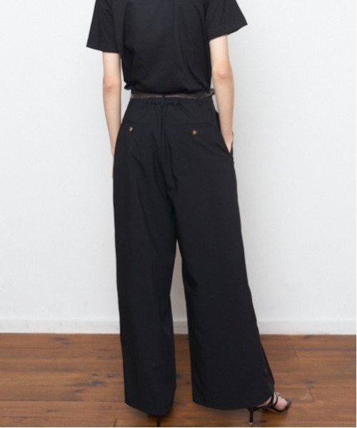 Muel Chic(ミュエルシック)の「Bailey 2way pants ベイリー2wayパンツ(その他パンツ・レディース・ブラック×ホワイト/ベージュ系/ブラック・MEDIUM/SMALL)」の6枚目の写真