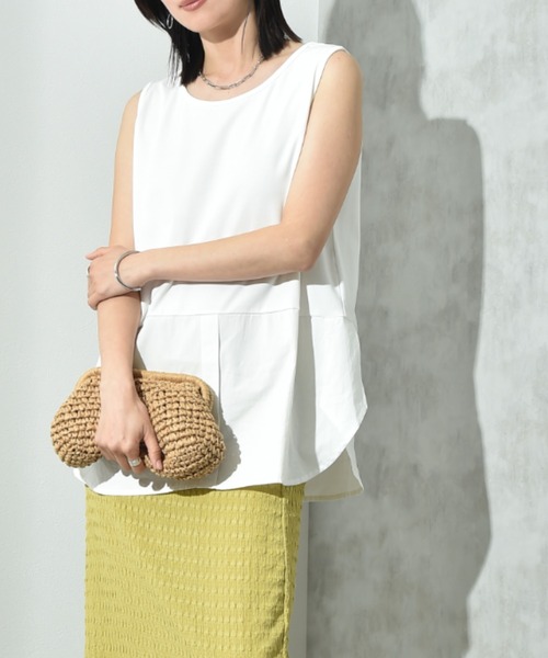 INTERPLANET(インタープラネット)の「フライス裾シャツドッキングタンク(Tシャツ/カットソー・レディース・ホワイト系その他/ブラック/オフホワイト・FREE)」の2枚目の写真