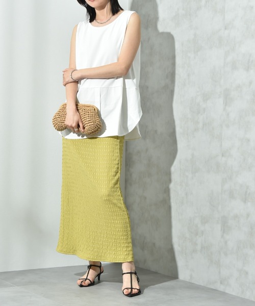 INTERPLANET(インタープラネット)の「フライス裾シャツドッキングタンク(Tシャツ/カットソー・レディース・ホワイト系その他/ブラック/オフホワイト・FREE)」の11枚目の写真