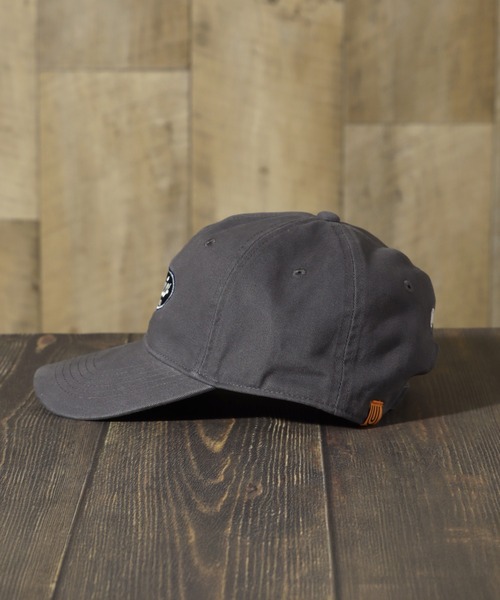 UNIVERSAL OVERALL（ユニバーサルオーバーオール）の「【UNIVERSAL OVERALL/ユニバーサルオーバーオール】オーバルロゴ刺繍 コットンツイルキャップ（キャップ・メンズ・チャコール/カーキ/サックスブルー・FREE）」の7枚目の写真