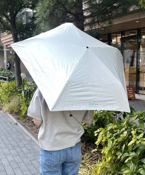 BAYFLOW（ベイフロー）の「[軽量・遮熱]BF晴雨兼用折傘55cm（折りたたみ傘・レディース・グリーン/ホワイト/ブラック・0）」の2枚目の写真