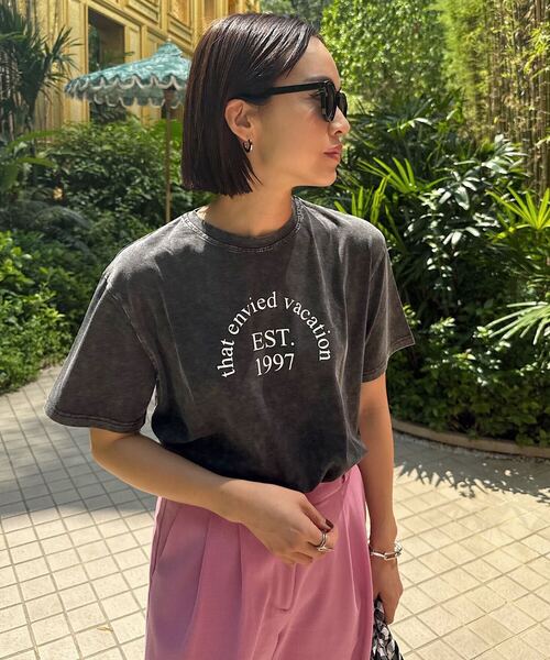 [ 春名亜美さんコラボ ]選べるロゴプリントカットソーの6枚目の写真
