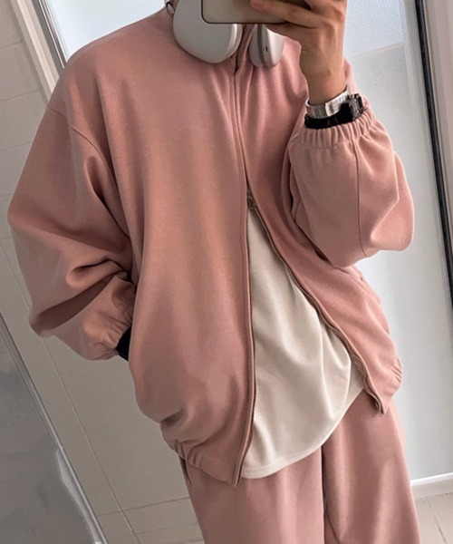 CERCA（チェルカ）の「【NOWLE】スタンドカラー ジップ スウェット ジャケット / トラック パンツ セットアップ（スウェット・メンズ・ネイビー/ピンク・MEDIUM/LARGE）」の5枚目の写真