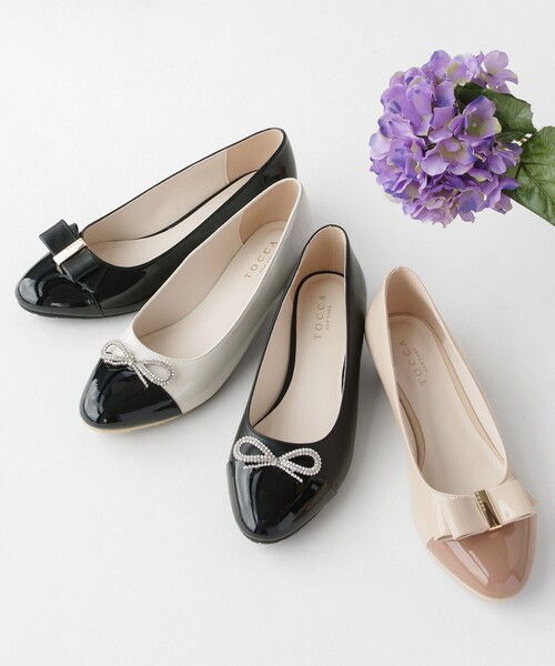 TOCCA(トッカ)の「PAIR OF KNOT RAINPUMPS レインパンプス(パンプス・レディース・ブラック系/ベージュ系/ブラック系5/アイボリー系5・35/36/37/38/39)」の5枚目の写真