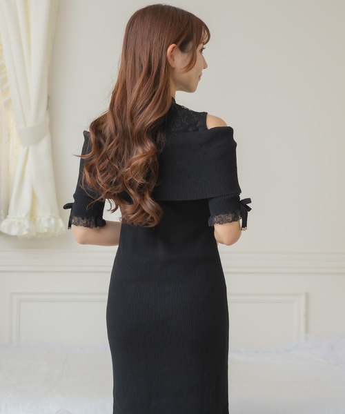 couture BY ROJITA(クチュールバイロジータ)の「肩開きツイストリボンニットワンピース(ワンピース・レディース・ブラック/パープル/アイボリー・FREE)」の13枚目の写真