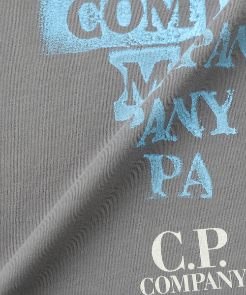 C.P. Company デニムに合う Jersey Logo T-Shirt 関送料込 セール】C.P. Company / シーピーカンパニー JERSEY 24/1 FRONT