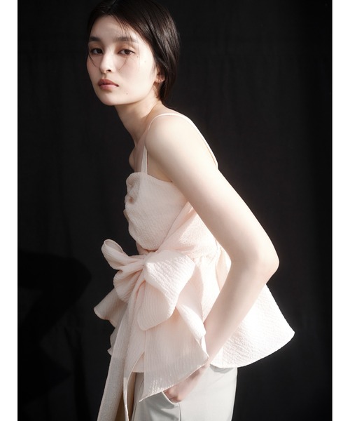 FRAY I.D(フレイアイディー)の「2wayリボントップス(シャツ/ブラウス・レディース・ブラウン/ピンク/ホワイト・1/0)」の4枚目の写真