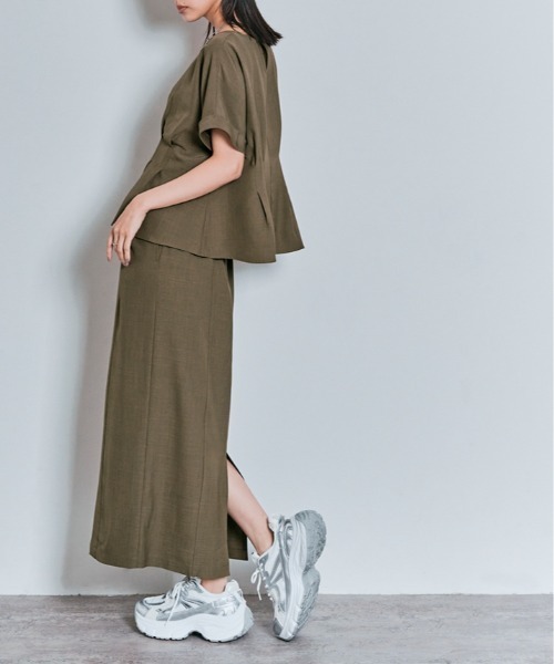 W:Huku（フーク）の「【W:Huku / メランジツイル】ぺプラム ブラウス（シャツ/ブラウス・レディース・チャコール/ブラウン/ブラック/オフホワイト・FREE）」の18枚目の写真