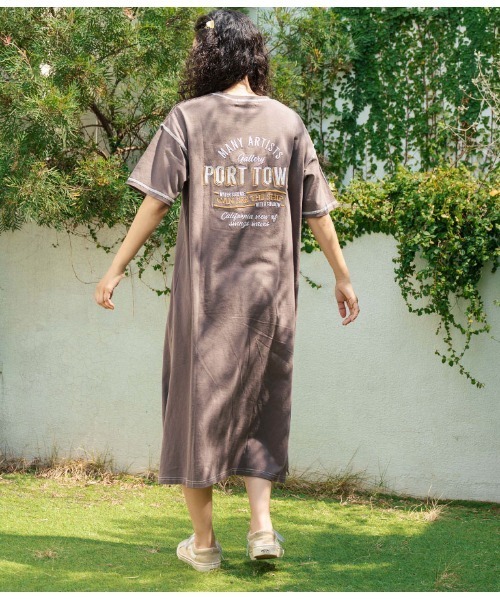 anap mimpi(アナップミンピ)の「配色ステッチ ロゴ 半袖 マキシ ロング Tシャツ ワンピース(ワンピース・レディース・オートミール/ダークグレー/ブラウン・FREE)」の13枚目の写真