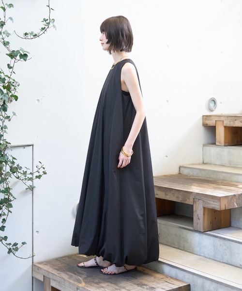 Rouge vif（ルージュヴィフ）の「ノースリーブ バルーンワンピース（ワンピース・レディース・ブラック/ブラウン・36/38）」の13枚目の写真