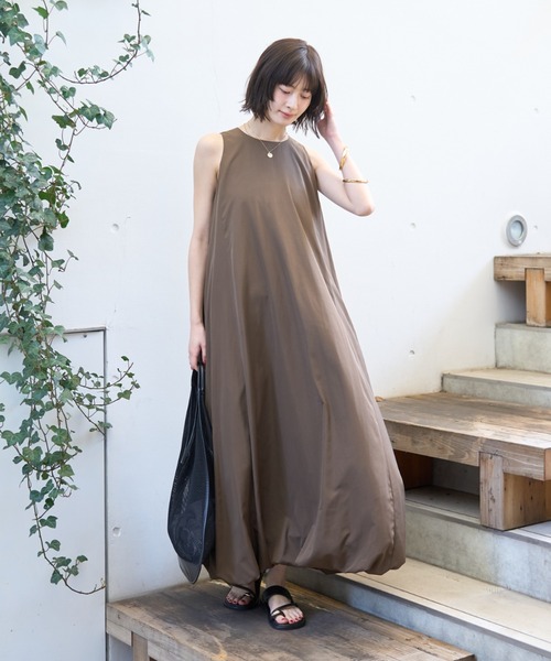 Rouge vif（ルージュヴィフ）の「ノースリーブ バルーンワンピース（ワンピース・レディース・ブラック/ブラウン・36/38）」の20枚目の写真