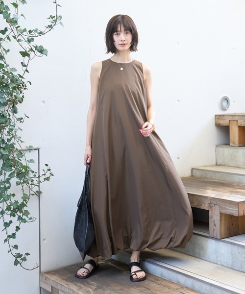 Rouge vif（ルージュヴィフ）の「ノースリーブ バルーンワンピース（ワンピース・レディース・ブラック/ブラウン・36/38）」の22枚目の写真