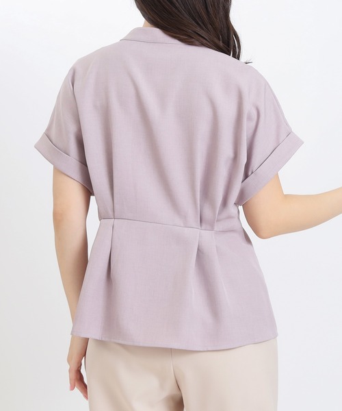 TRUDEA（トルディア）の「ドライタッチペプラムブラウス（シャツ/ブラウス・レディース・チャコールグレー/グレイッシュベージュ/ラベンダー・MEDIUM/LARGE）」の6枚目の写真