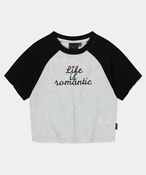 ROMANTIC CROWN（ロマンティッククラウン）の「A'GEM/9 × .kom 『ROMANTIC CROWN/ロマンティック クラウン』 LIFE IS ROMANTIC RAGLAN TEE/ライフイズロマンティックラグラン半袖Tシャツ（Tシャツ/カットソー・レディース・ブラック/レッド・S）」の8枚目の写真