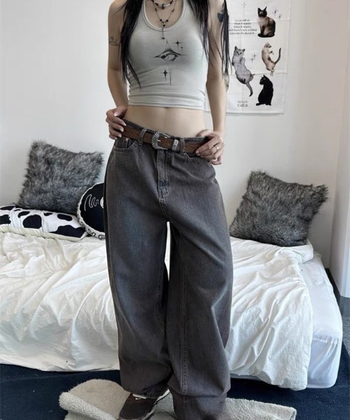 VIBGYOR（ヴィブジョー）の「【LAMPOON】アイプリントホルタータンクトップ（タンクトップ・レディース・ベージュ/ブラック・LARGE/MEDIUM）」の9枚目の写真