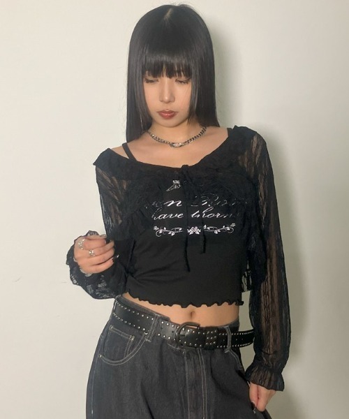 .KOM(ドットコム)の「A'GEM/9 × .kom 『.KOM/ドットケーオーエム』 レースカーディガン(カーディガン/ボレロ・レディース・ブラック/アイボリー・FREE)」の4枚目の写真