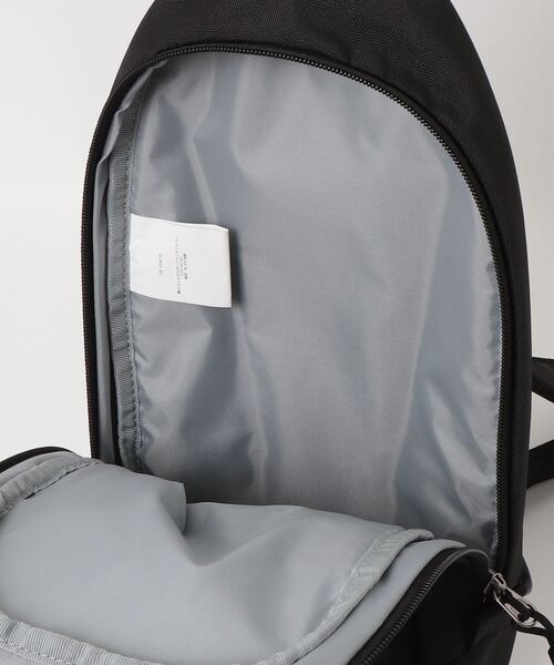 Columbia(コロンビア)の「コロンビア プライスストリームSボディバッグ(ボディバッグ/ウエストポーチ・メンズ・その他・ONE SIZE)」の4枚目の写真