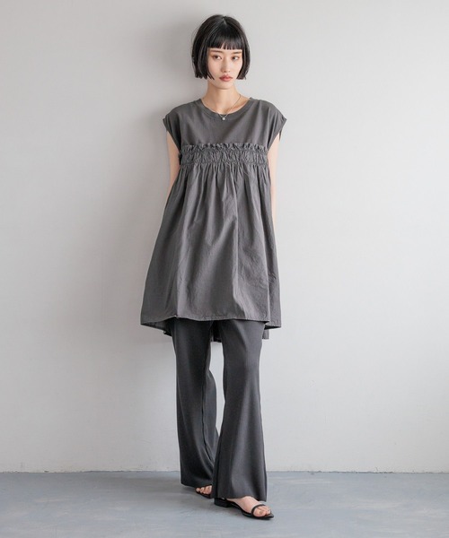 LOWRYS FARM（ローリーズファーム）の「ピグメントキリカエチュニック　451976（Tシャツ/カットソー・レディース・アイボリー/チャコールグレー・SHORT/LONG）」の10枚目の写真