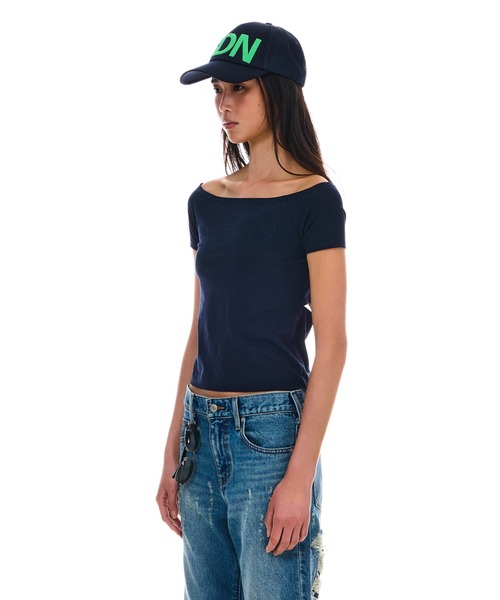 BEEDEN（ビーデン）の「OFF SHOULDER FIT TEE（Tシャツ/カットソー・レディース・カーキ/ネイビー/ホワイト・FREE）」の6枚目の写真