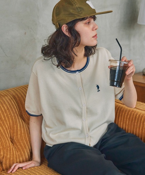 U.S. POLO ASSN.(ユーエスポロアッスン)の「U.S. POLO ASSN. / ユーエスポロアッスン ワンポイント刺繍 配色ライン 半袖ニットカーディガン(カーディガン/ボレロ・レディース・ブラック/アイボリー/ネイビー・FREE)」の7枚目の写真