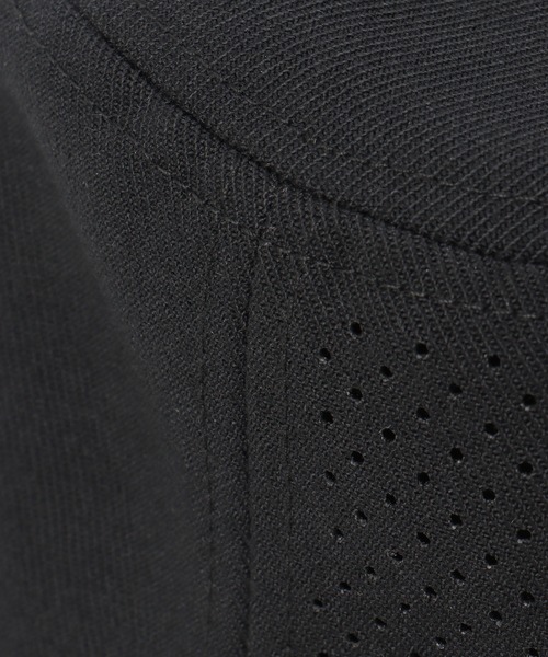 ikka（イッカ）の「レーザーホールメッシュバケットハット（キャップ・メンズ・ブラック/ベージュ・FREE）」の5枚目の写真