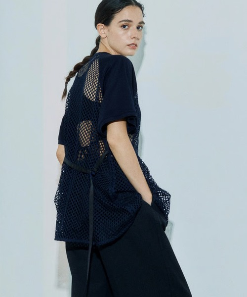 c/est（シーエ）の「c/est/シーエ RITA メッシュトップス 秋物 秋服 2026年秋冬（Tシャツ/カットソー・レディース・ネイビー・FREE）」の18枚目の写真