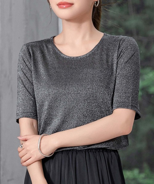 DAY CLOSET(デイ クローゼット)の「レディース 煌めきで表情変わるラメニットシアートップス(シャツ/ブラウス・レディース・ブラック/シルバー・M/L)」の1枚目の写真